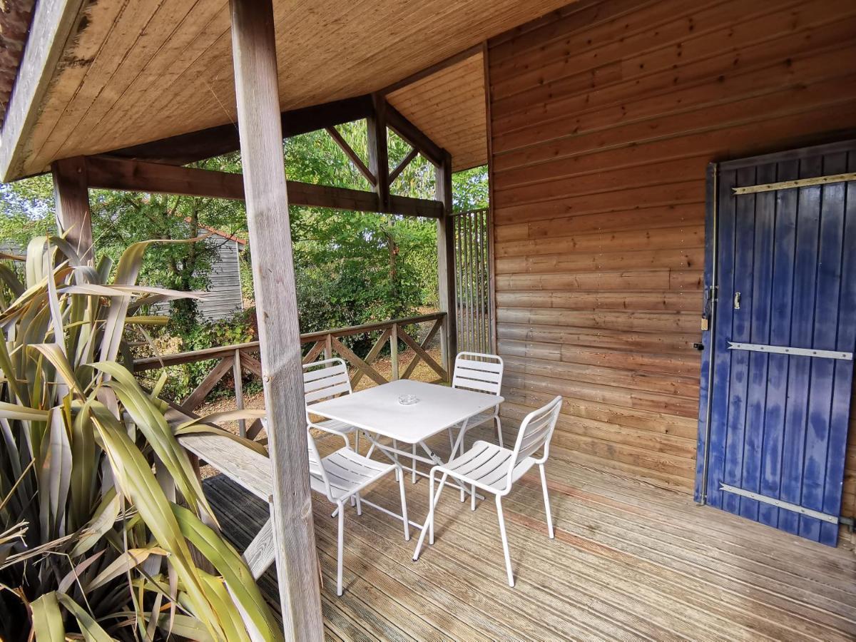 Camping De La Chagnee Saint-Aubin-le-Cloud Exterior photo
